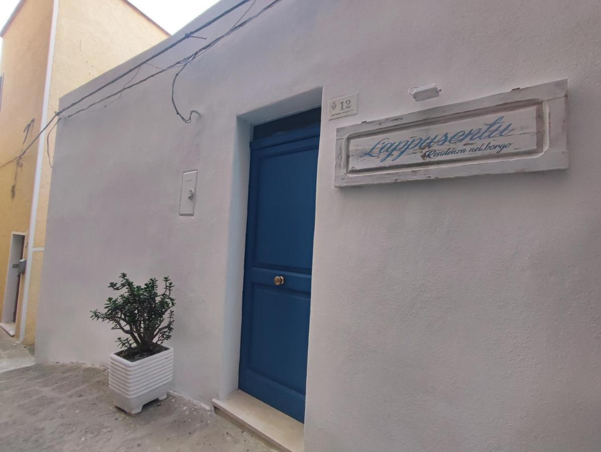 Residenza Nel Borgo L'Appusentu Bed and Breakfast Castelsardo Exteriör bild