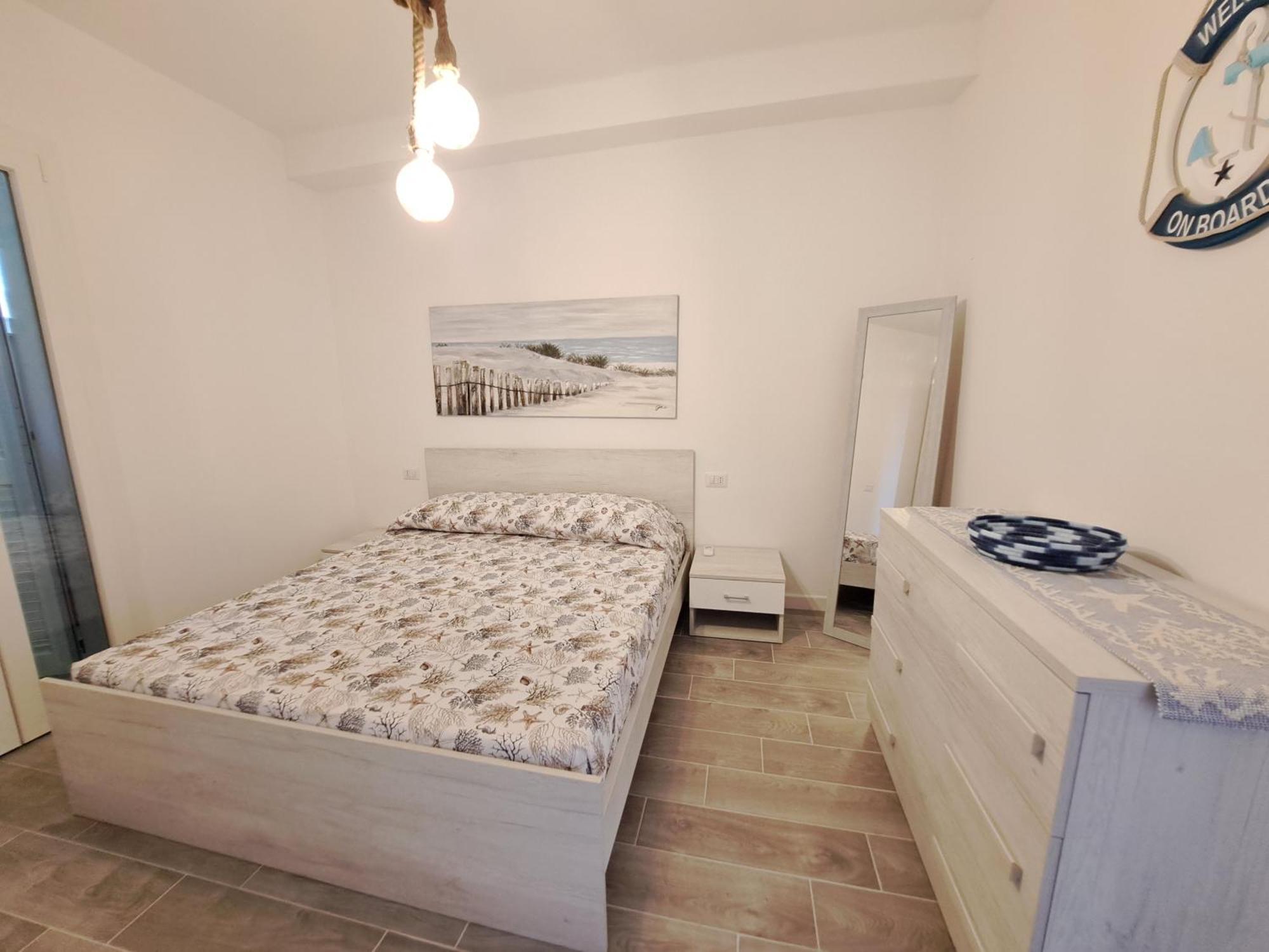 Residenza Nel Borgo L'Appusentu Bed and Breakfast Castelsardo Exteriör bild